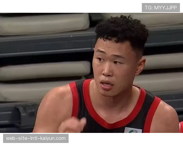 深圳豪取十连胜升至第三 贺希宁史密斯组合成最大杀器